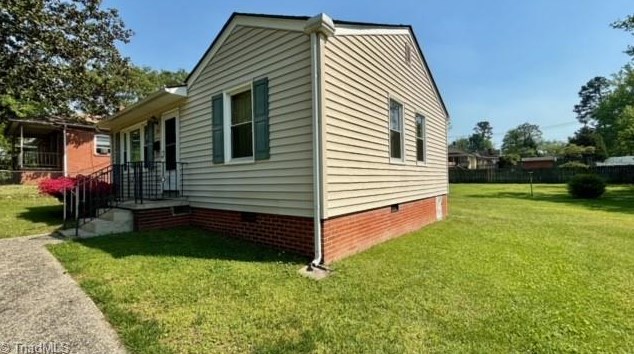 107 Lawrence St, Greensboro, NC 27406-2837