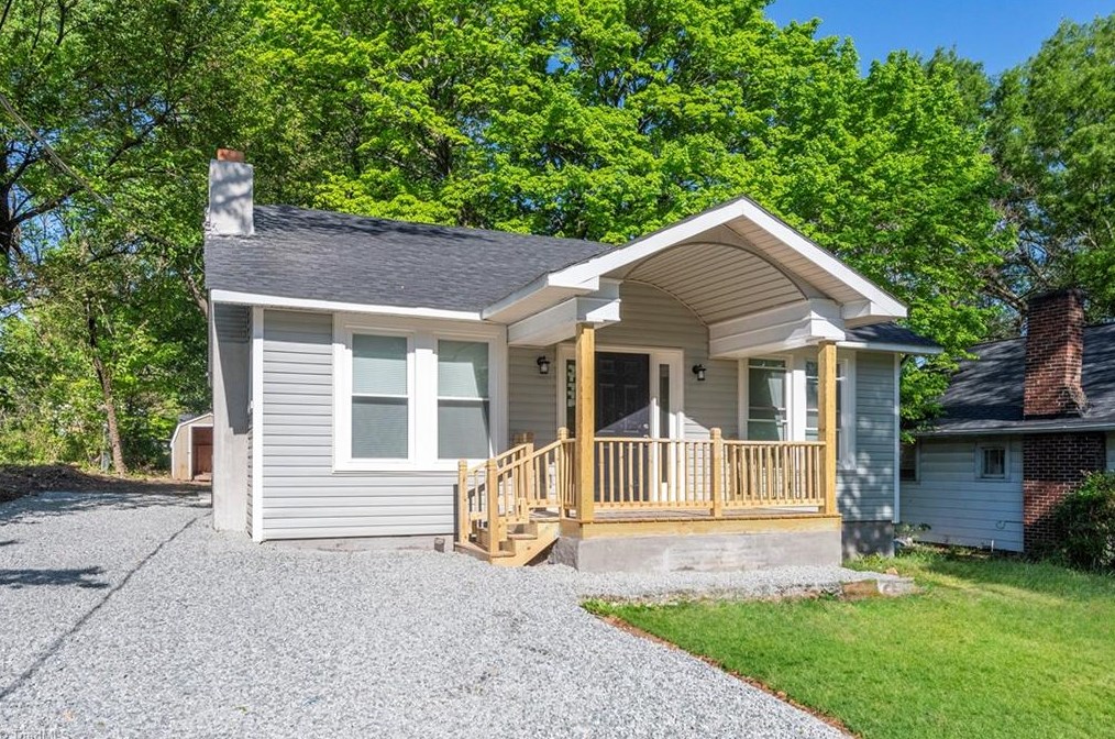 4428 Stowe St, Winston Salem, NC 27105-2908