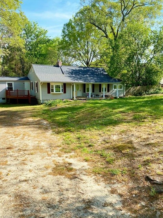 208 Nissen St, Reidsville, NC 27320