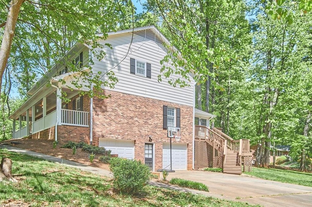 4301 La Vale Ct, Clemmons, NC 27012-9009