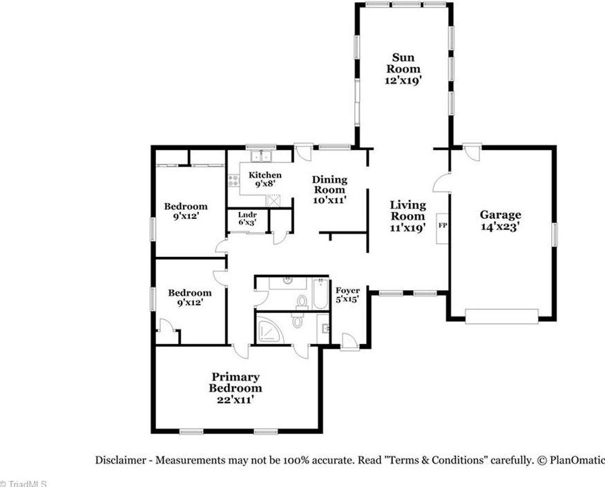 1813 Dorsett St, Burlington, NC 27215