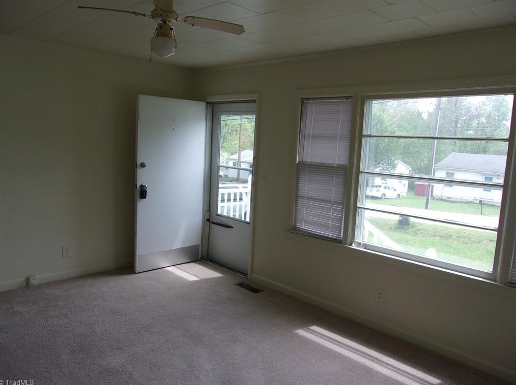 3005 Central Ave, High Point, NC 27260-6009