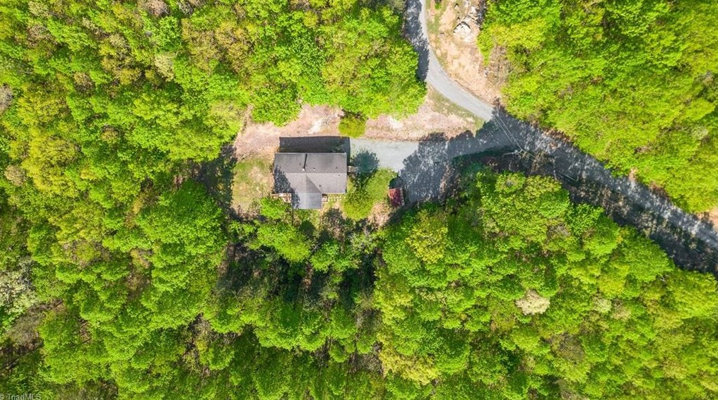 1648 Pepperstone Dr, Franklinville, NC 27248-8427
