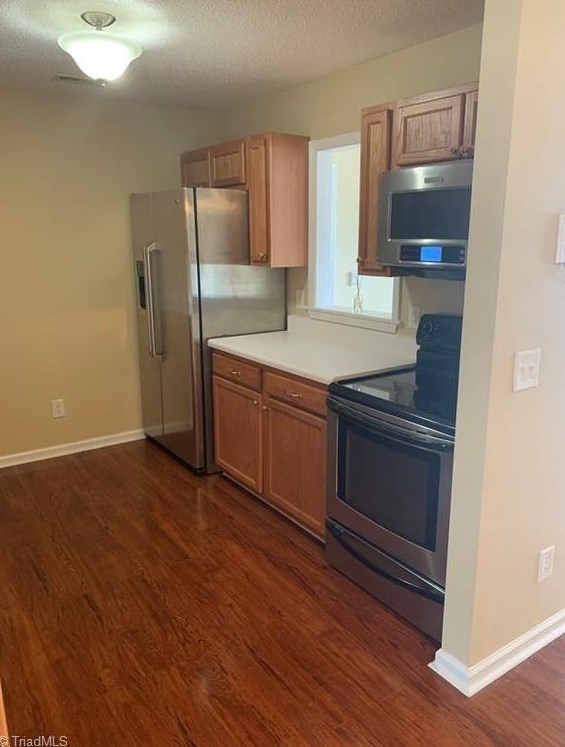 903 Hanahan Ct #2a, Greensboro, NC 27409
