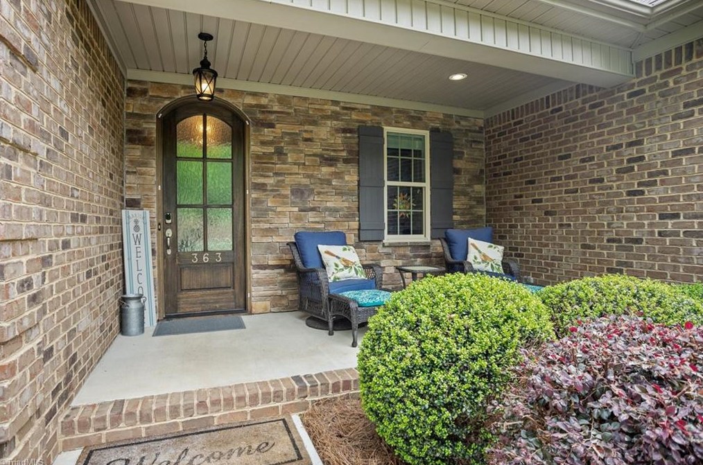 363 Riverwood Dr, Lewisville, NC 27023-9529