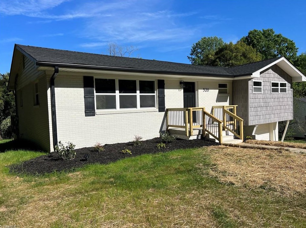 320 Tarheel Dr, High Point, NC 27263-3232