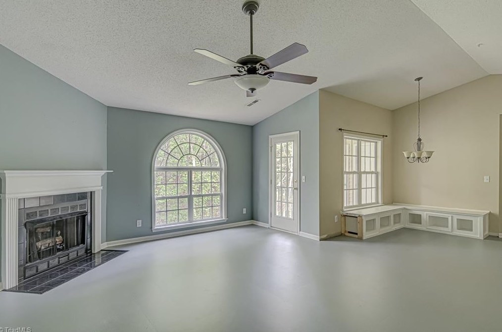232 Ivy Glen Ct, Winston Salem, NC 27127