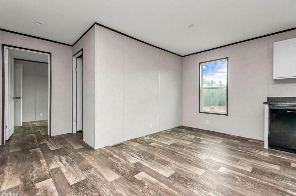 1250 Poplar Springs Rd, Elkin NC 28621-6103 exterior