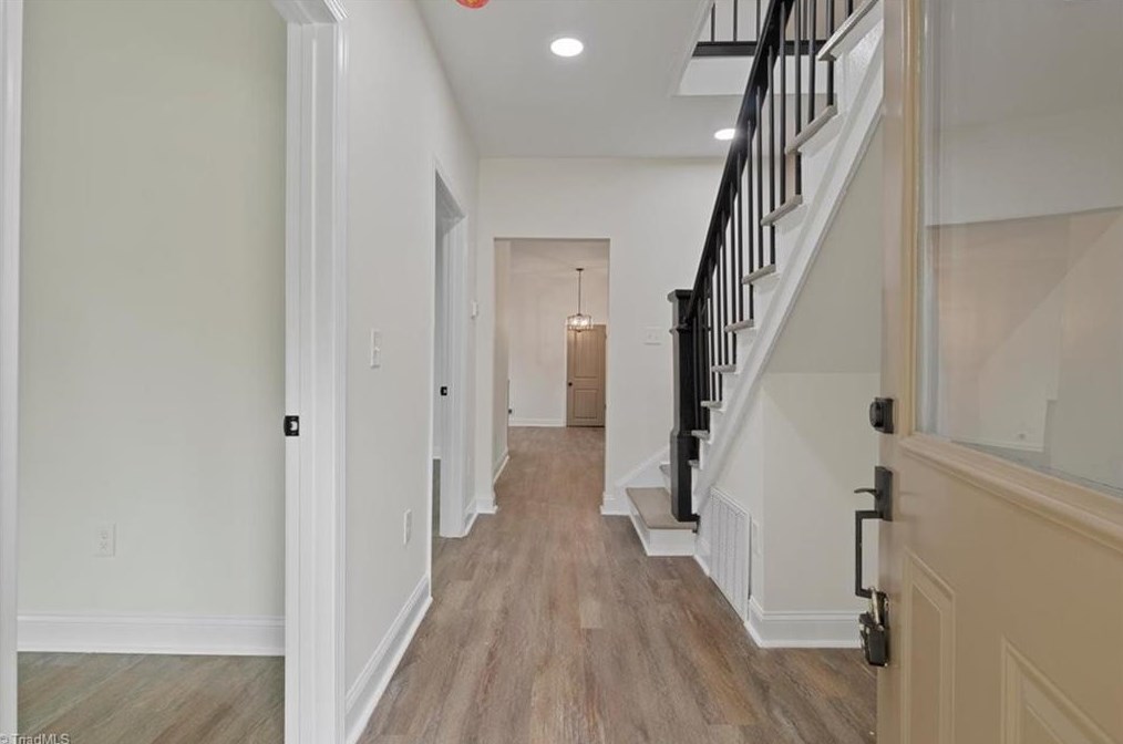 814 Douglas St, Greensboro NC  27406-1813 exterior