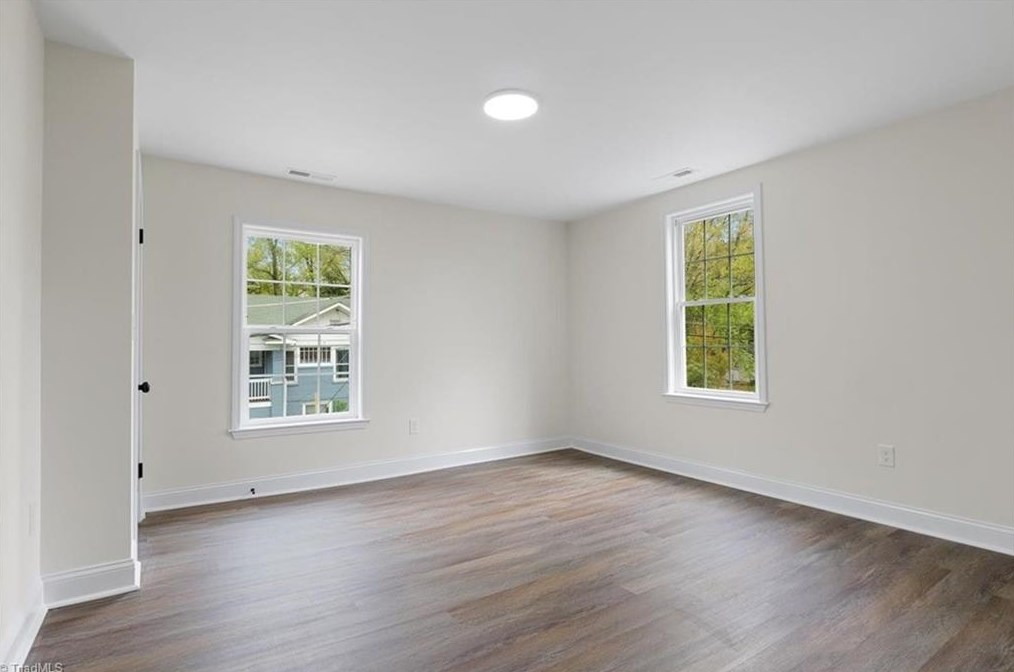 814 Douglas St, Greensboro NC  27406-1813 exterior