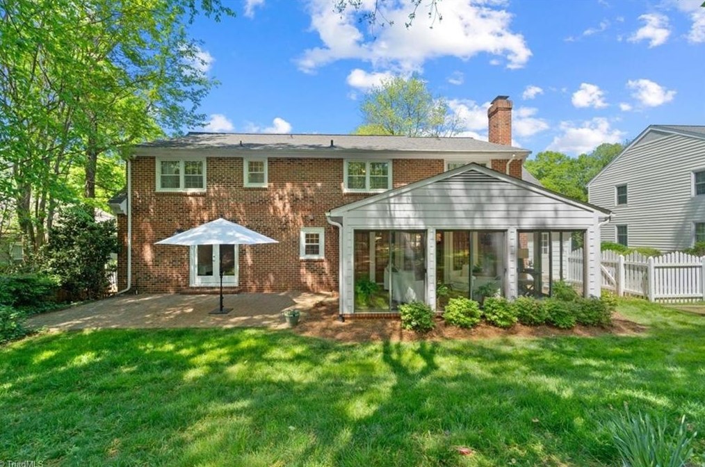 3609 Redfield Dr, Greensboro NC  27410-2829 exterior