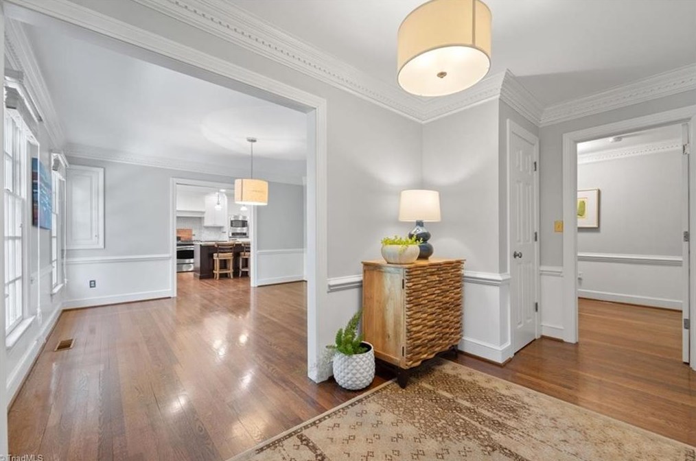 3609 Redfield Dr, Greensboro NC  27410-2829 exterior