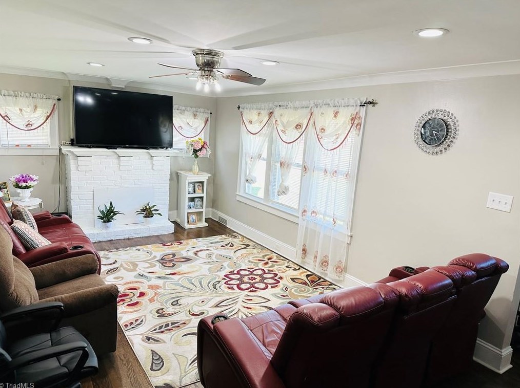 1950 Butler St, Winston Salem, NC 27107