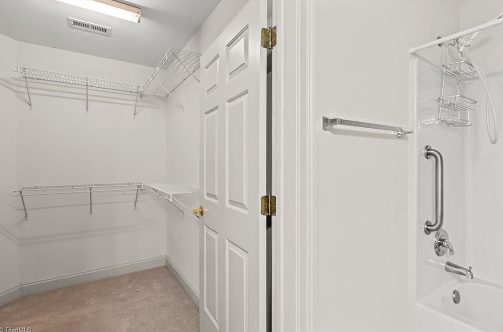 2231 Eagle Nesting Ln, Greensboro NC 27407-3900 exterior