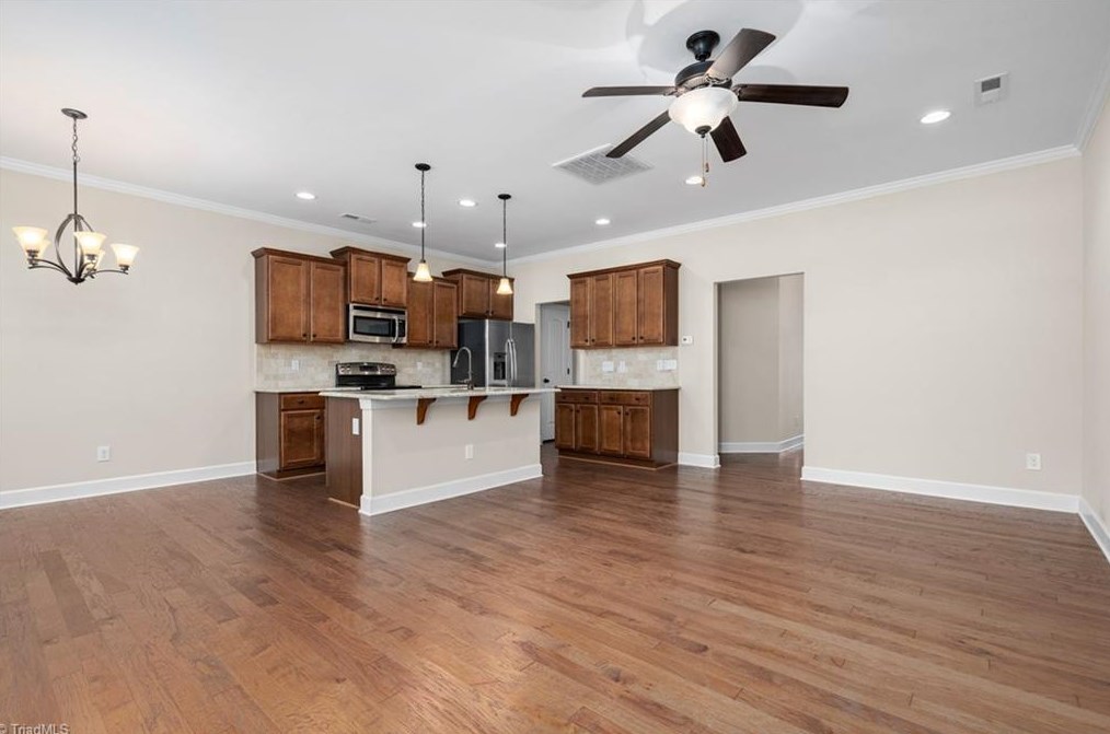 4025 Canterwood Dr, Greensboro NC  27410-9936 exterior