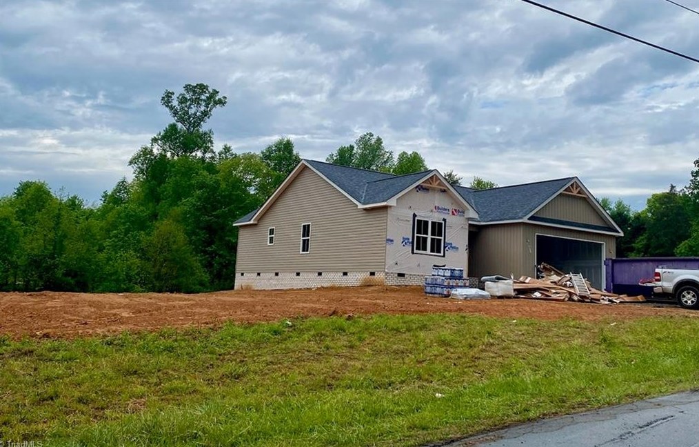 126 Catawba Dr, Reidsville, NC 27320-8346