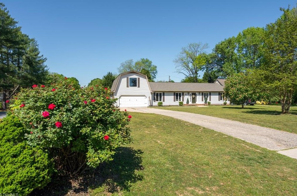 3812 Se School Rd, Greensboro, NC 27406