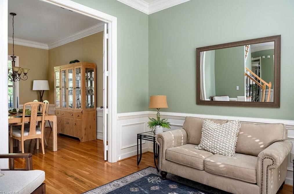 6090 Clopton Dr, Greensboro NC 27455-8373 exterior