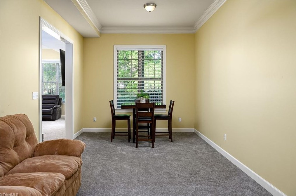 6090 Clopton Dr, Greensboro NC 27455-8373 exterior