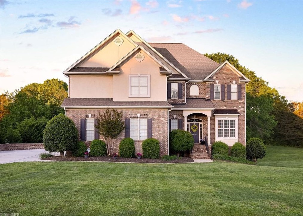 6090 Clopton Dr, Greensboro NC 27455-8373 exterior