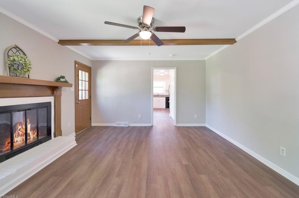 2629 Pine Lake Dr, Greensboro NC  27407-6618 exterior