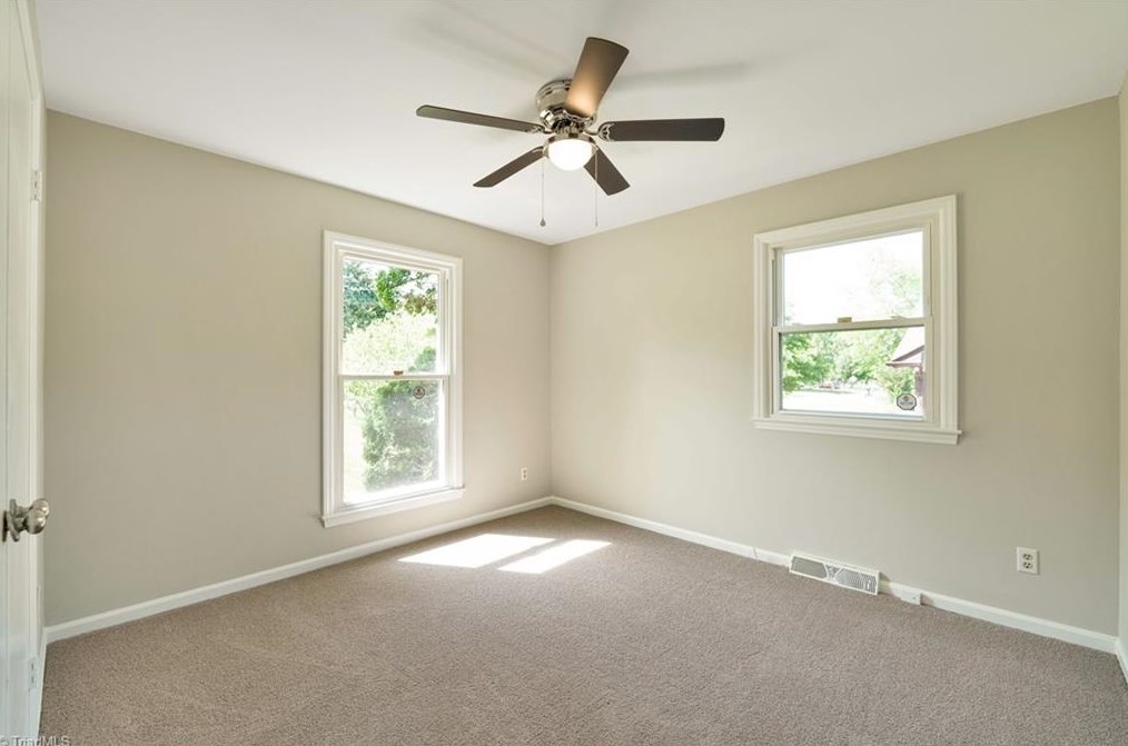 2629 Pine Lake Dr, Greensboro NC  27407-6618 exterior