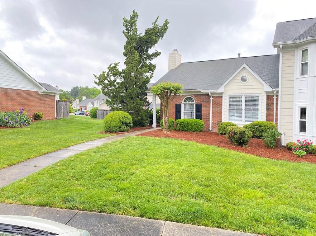 3225 Cypress Park Rd, Greensboro, NC 27407-6943