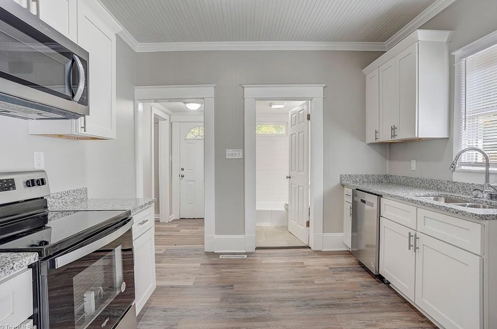 2311 Vandalia Rd, Greensboro NC  27406-6451 exterior