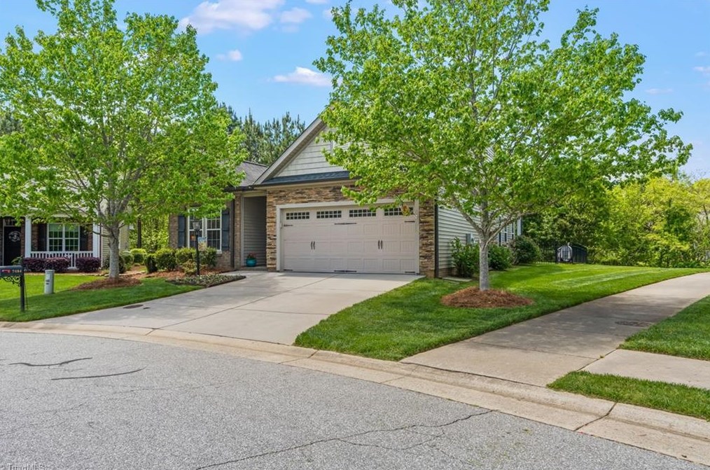 7084 Woodside Forest Cir, Lewisville, NC 27023