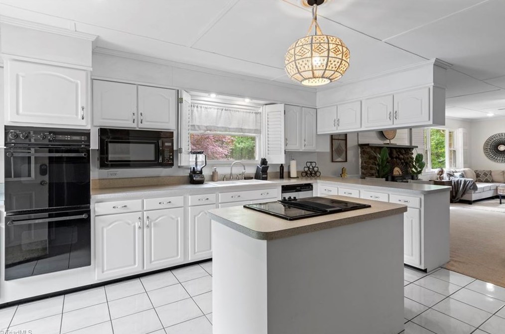 144 Woodard Rd, Lexington NC  27292-9431 exterior