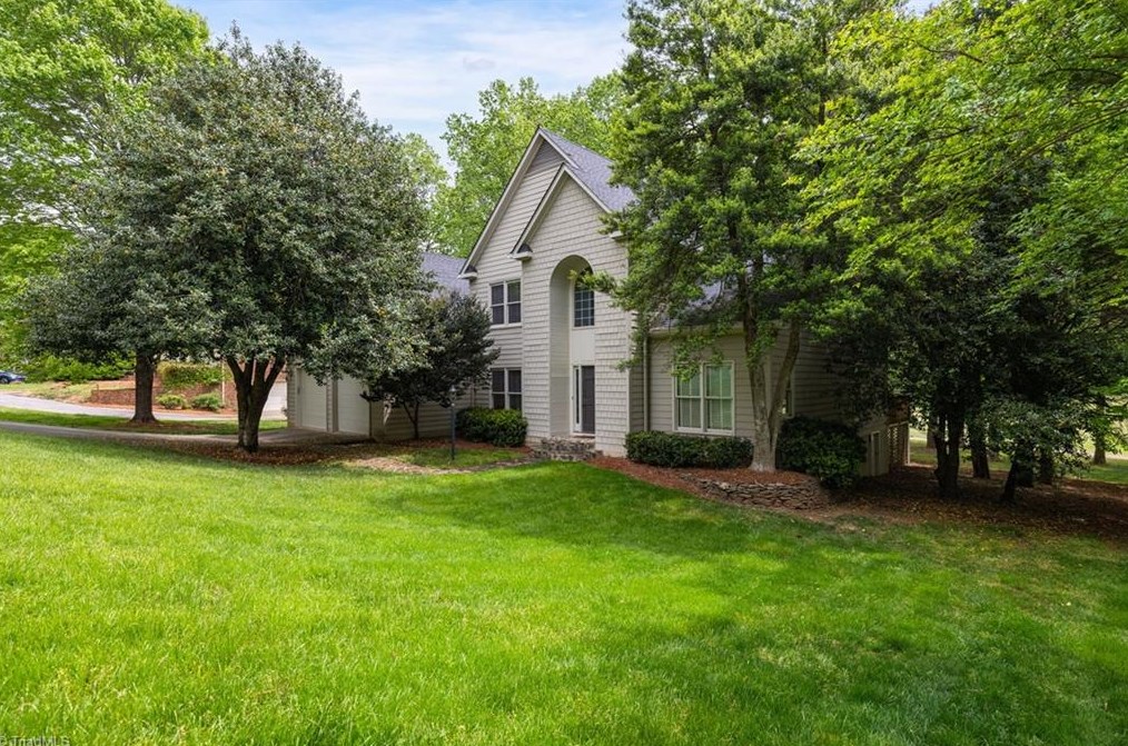 3808 Obriant Pl, Greensboro, NC 27410-8265