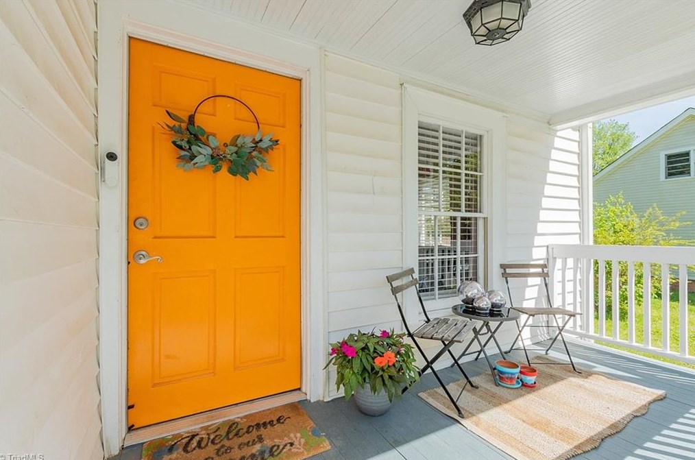 58 Park Cir, Lexington, NC 27295