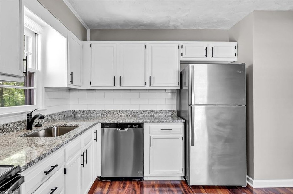 2617 Lewis St, Winston Salem, NC 27107-4324