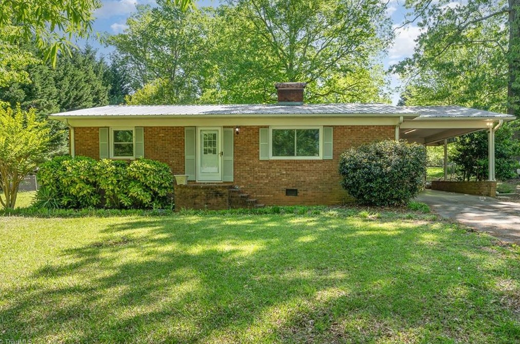 206 Gum St, Randleman, NC 27317-7478