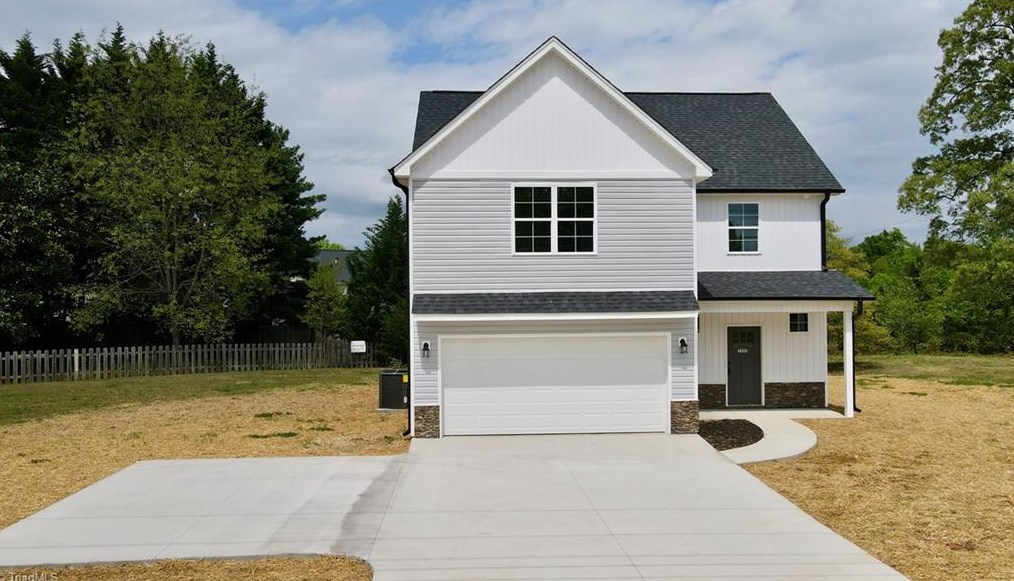 1533 Skeet Club Rd, High Point, NC 27265-8902