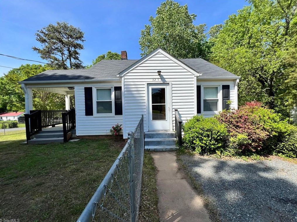 3257 Arlington Dr, Winston Salem, NC 27103-1530