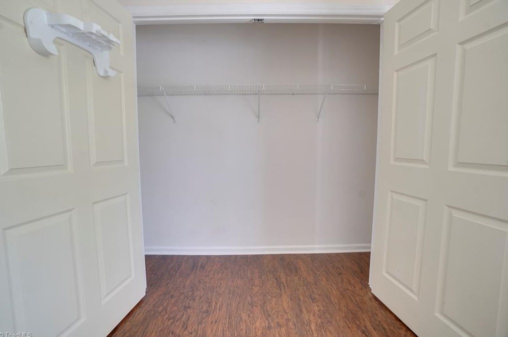 7100 Chaftain Pl, Greensboro NC  27410-8658 exterior