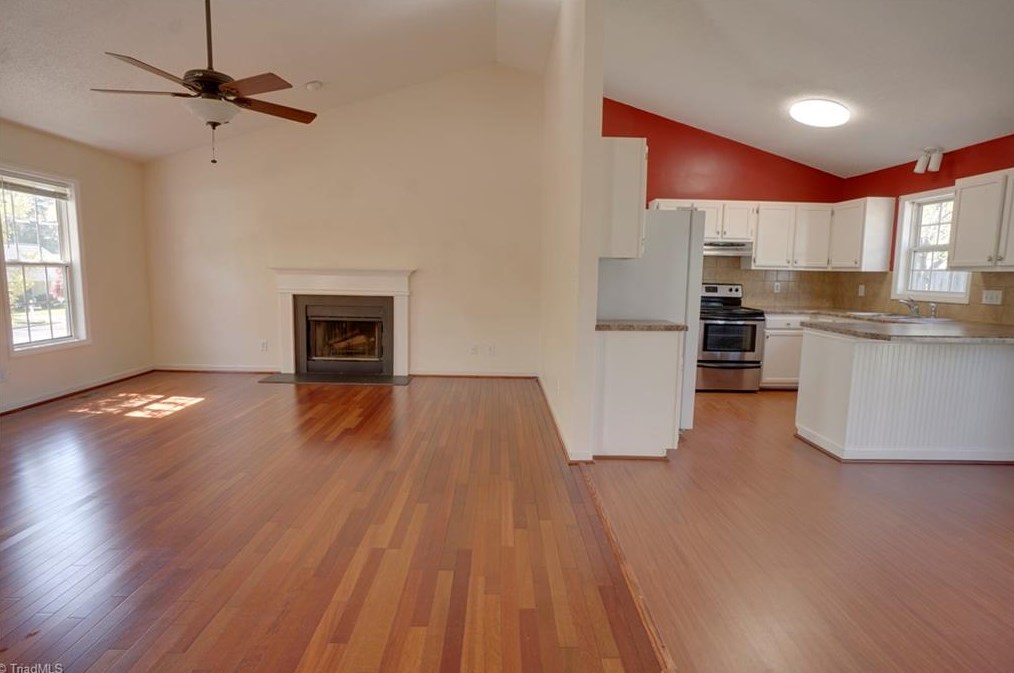 7100 Chaftain Pl, Greensboro NC  27410-8658 exterior