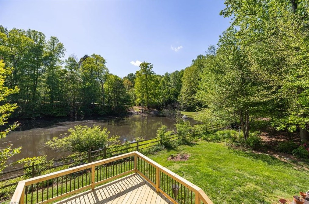 3503 Turnberry Ln, Greensboro NC 27410-8227 exterior