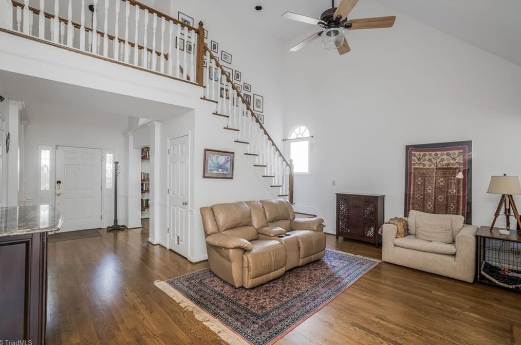 3503 Turnberry Ln, Greensboro NC 27410-8227 exterior