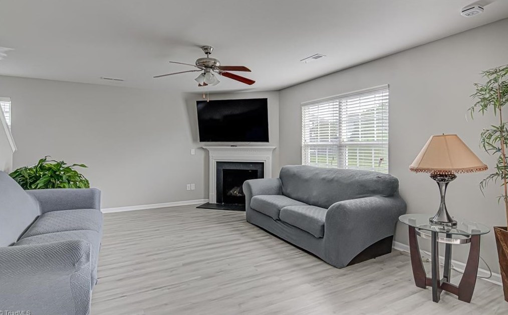 711 Traveller Dr, Whitsett NC  27377-8790 exterior