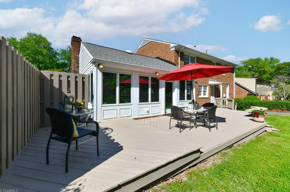4217 Tallwood Dr, Greensboro NC  27410-4523 exterior