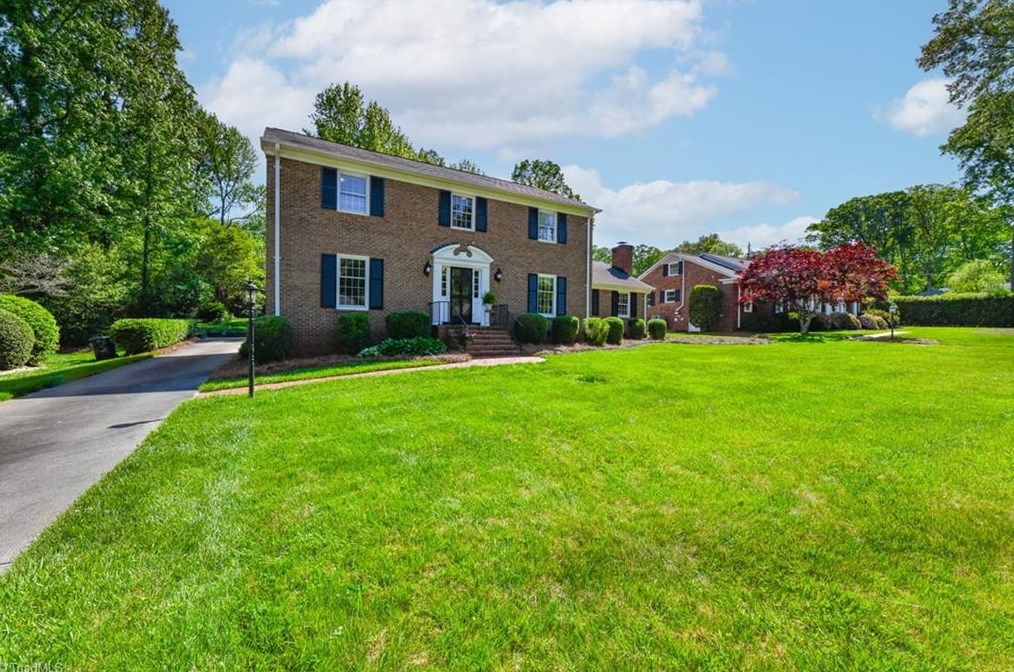 4217 Tallwood Dr, Greensboro, NC 27410-4523