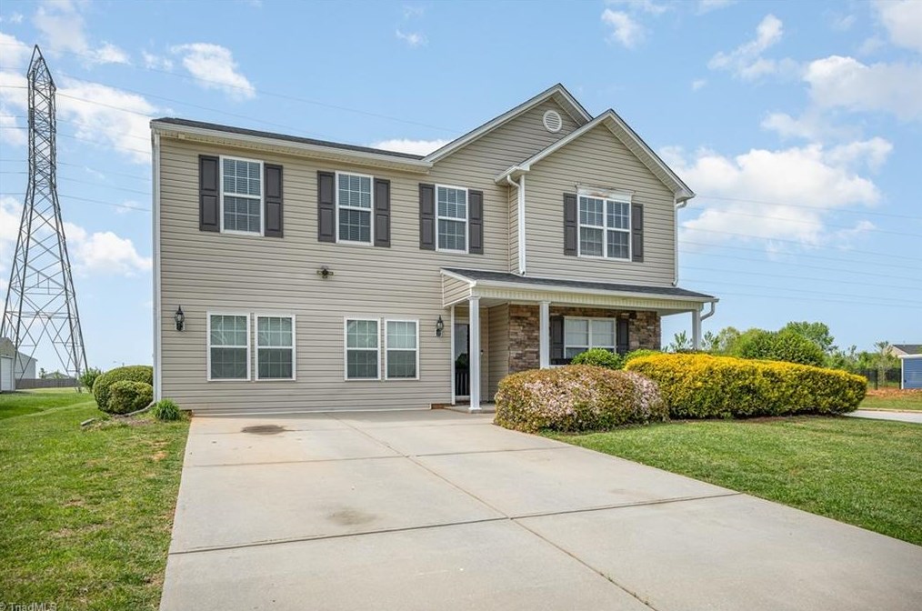 4343 Montana Dr, Thomasville, NC 27360