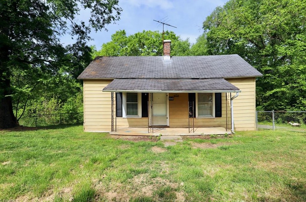 2543 Pinetop Ave, Graham, NC 27253