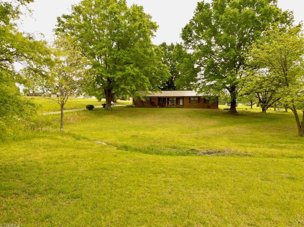 2073 Swicegood Rd, Linwood, NC 27299