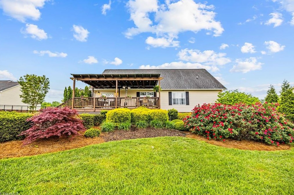135 Golden Rod Ln, Lexington NC  27295-6887 exterior