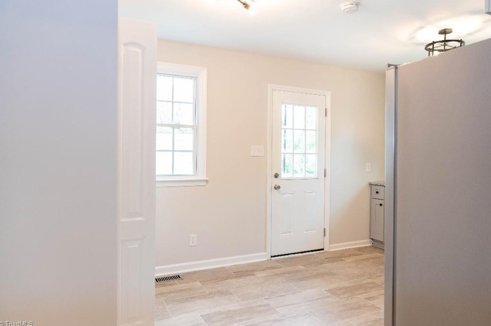 112 Revere Dr, Greensboro NC  27407-1202 exterior