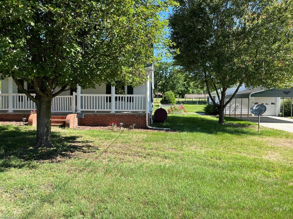 221 Spring St, Farmington NC 27028-2235 exterior