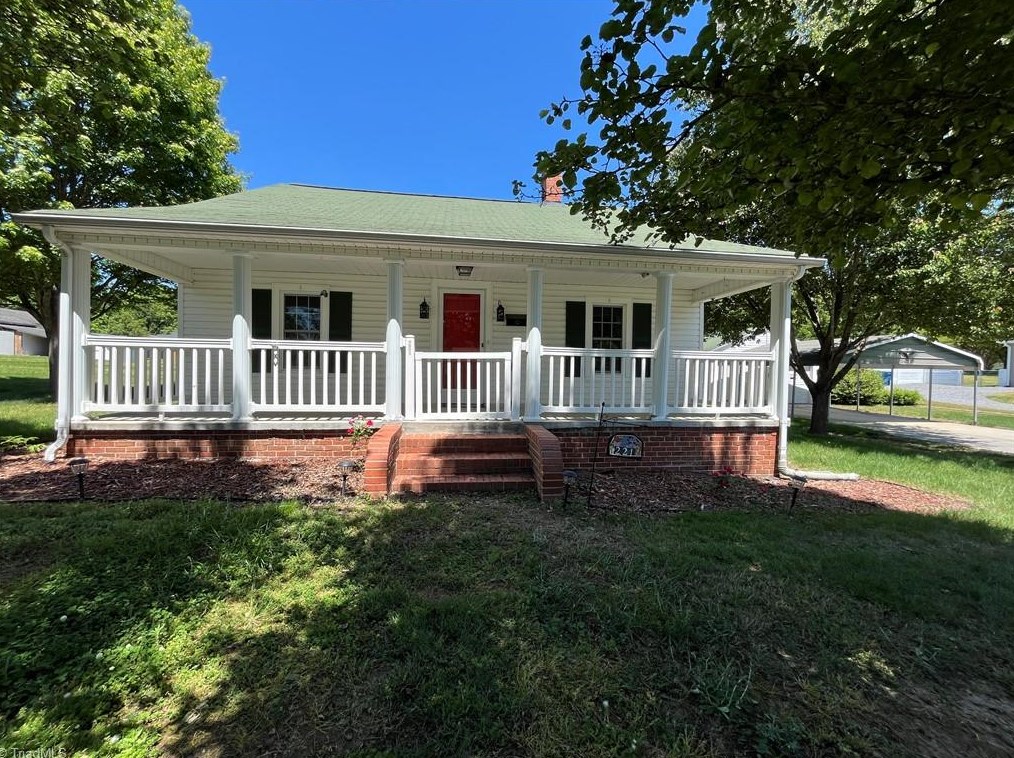 221 Spring St, Farmington NC 27028-2235 exterior